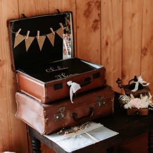 Urne valise vintage